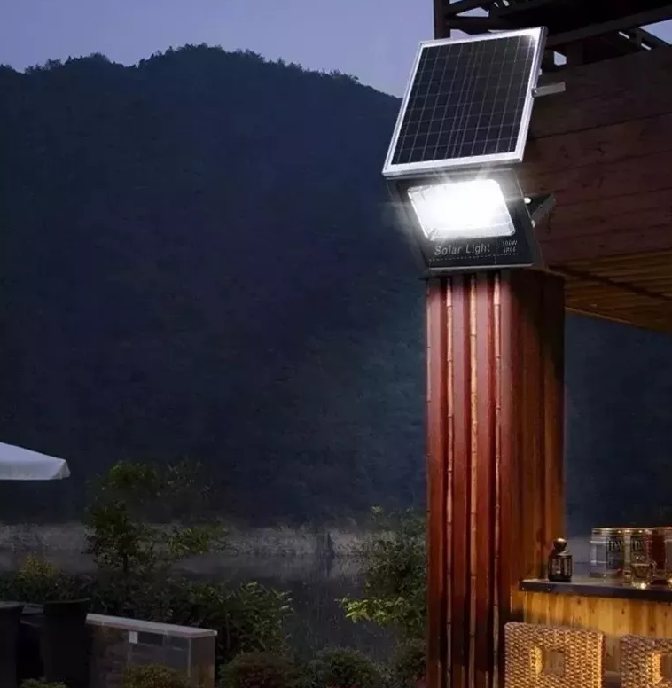FOCO LED CON PLACA SOLAR 100W